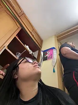 alissonfernandez  online show from 10, 2, 2026