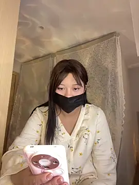 Snapshot of puppy-mango chatting on 13, 12, 2024 puppy-mango online show from 13, 12, 2024