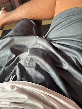 Snapshot of Desiboy___21 chatting on 15, 12, 2024 Desiboy   21 online show from 15, 12, 2024