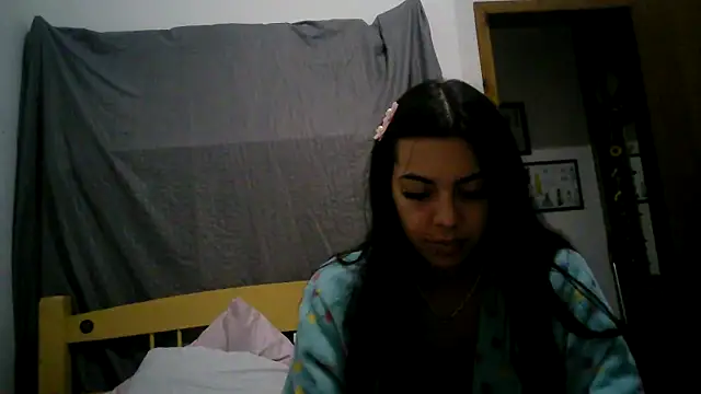 Snapshot of isabella048 chatting on 22, 9, 2025 isabella048 online show from 22, 9, 2025