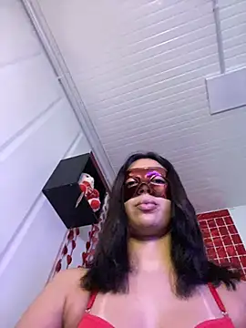 Snapshot of isabella048 chatting on 2, 12, 2025 isabella048 online show from 2, 12, 2025