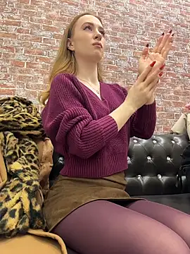  AngelMoon  online show from 18, 11, 2025