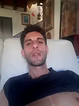 Snapshot of MrTamburine22 chatting on 27, 2, 2025 MrTamburine22 online show from 27, 2, 2025