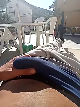 Snapshot of MrTamburine22 chatting on 17, 10, 2025 MrTamburine22 online show from 17, 10, 2025