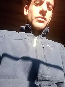 Snapshot of MrTamburine22 chatting on 8, 11, 2025 MrTamburine22 online show from 8, 11, 2025