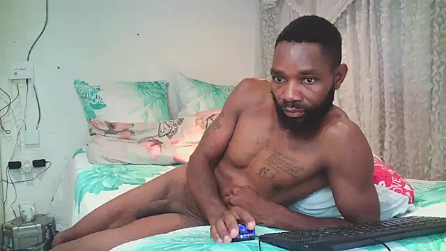 BUSTYY44DD online show from 17, 11, 2025