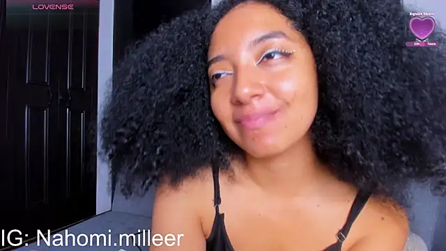 Snapshot of NAHOMI_MILLER chatting on 20, 10, 2025 NAHOMI MILLER online show from 20, 10, 2025