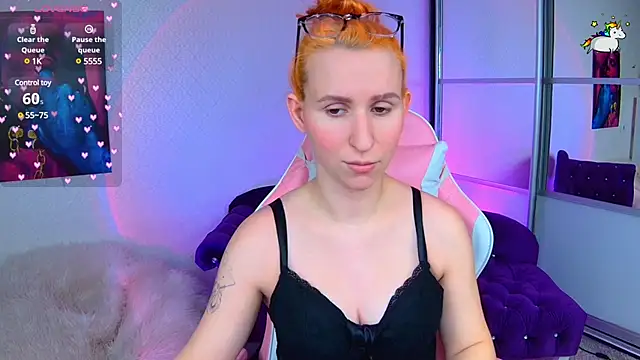 Snapshot of AliceBYKiss chatting on 10, 2, 2025 AliceBYKiss online show from 10, 2, 2025