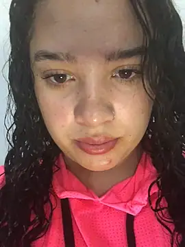 Snapshot of Julieta_333 chatting on 21, 3, 2025 Julieta 333 online show from 21, 3, 2025