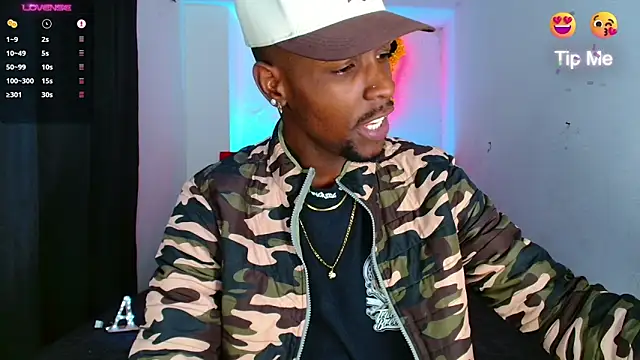 Snapshot of Aroonpapisex chatting on 15, 2, 2026 Aroonpapisex online show from 15, 2, 2026