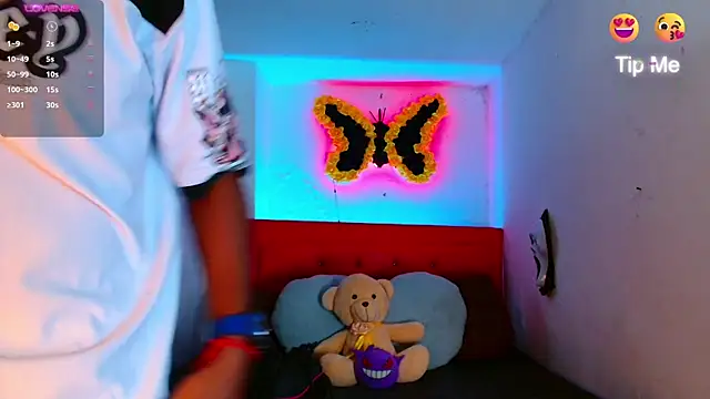 Snapshot of Aroonpapisex chatting on 19, 2, 2026 Aroonpapisex online show from 19, 2, 2026