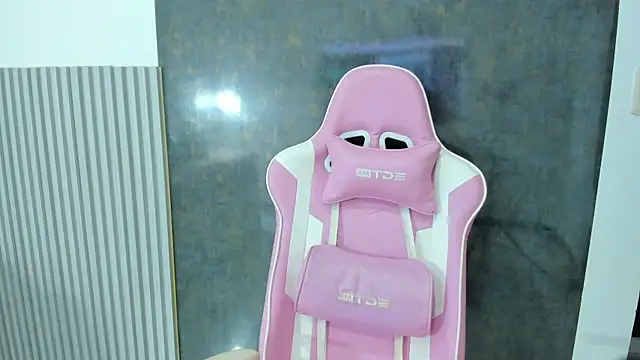 lana boomer online show from 2, 4, 2026