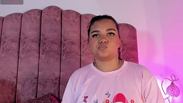 Carolina Evanss online show from 21, 12, 2025