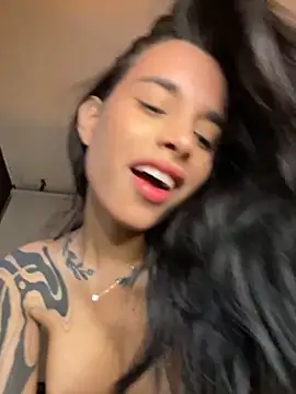 alessia iris19 online show from 25, 10, 2025