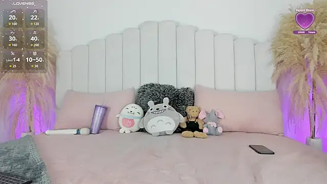 Snapshot of cherie___ chatting on 12, 11, 2025 cherie online show from 12, 11, 2025