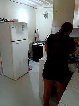 Stylevoluptuousvycky online show from 4, 11, 2025