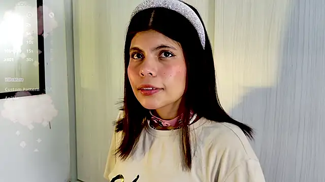 cutehanna1 online show from 17, 10, 2025