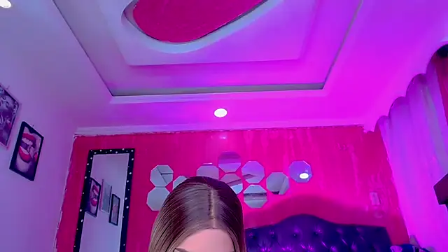 Snapshot of TiffanyMackensyy chatting on 26, 4, 2026 TiffanyMackensyy online show from 26, 4, 2026