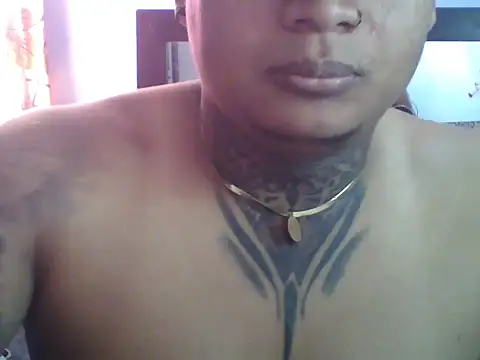 Snapshot of Realesf1114 chatting on 9, 10, 2025 Realesf1114 online show from 9, 10, 2025