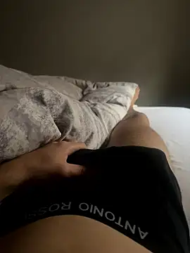 Snapshot of TheRealN1D chatting on 6, 12, 2024 TheRealN1D online show from 6, 12, 2024