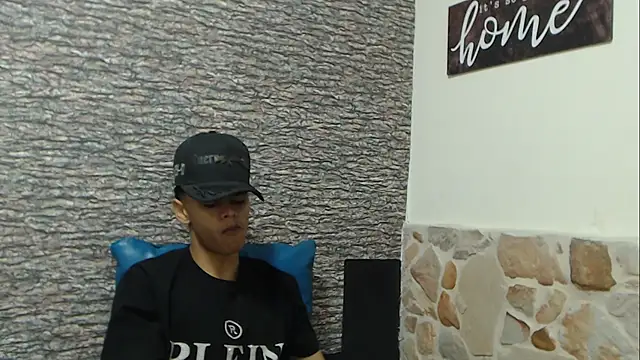 Snapshot of Billy_zander chatting on 14, 1, 2025 Billy zander online show from 14, 1, 2025