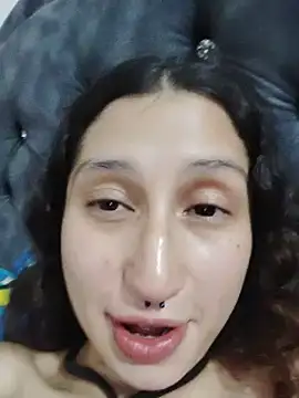 Queenjenn   online show from 7, 6, 2026