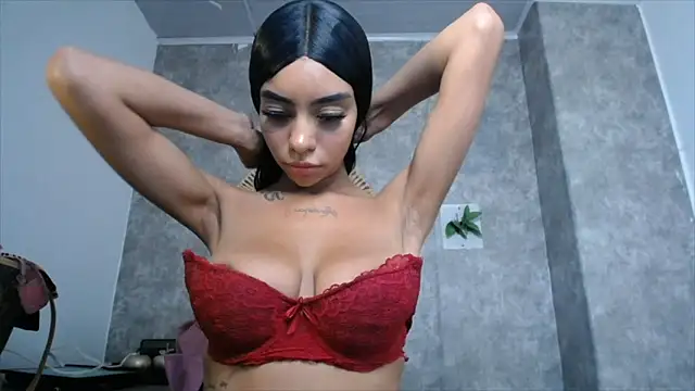 Snapshot of Tiffanny chatting on 28, 12, 2024 Tiffanny online show from 28, 12, 2024