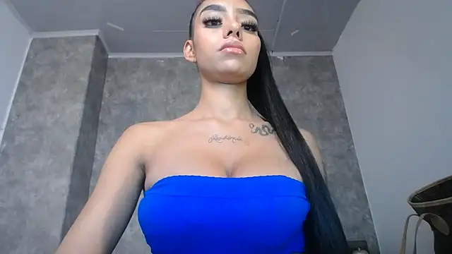 Snapshot of Tiffanny chatting on 13, 1, 2025 Tiffanny online show from 13, 1, 2025