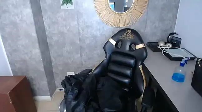 Snapshot of Tiffanny chatting on 23, 1, 2025 Tiffanny online show from 23, 1, 2025