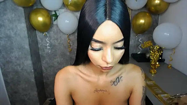 Snapshot of Tiffanny chatting on 17, 2, 2025 Tiffanny online show from 17, 2, 2025