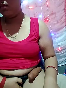 Snapshot of Super-Couple chatting on 1, 11, 2025 Super-Couple online show from 1, 11, 2025