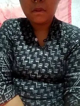 Snapshot of Super-Couple chatting on 6, 1, 2026 Super-Couple online show from 6, 1, 2026