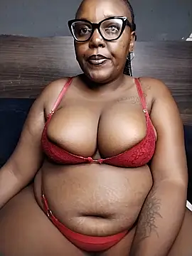 Snapshot of CHERRYYUMMY chatting on 23, 4, 2026 CHERRYYUMMY online show from 23, 4, 2026