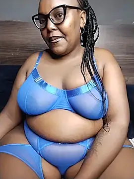 Snapshot of CHERRYYUMMY chatting on 25, 4, 2026 CHERRYYUMMY online show from 25, 4, 2026