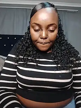 Snapshot of CHERRYYUMMY chatting on 9, 5, 2026 CHERRYYUMMY online show from 9, 5, 2026