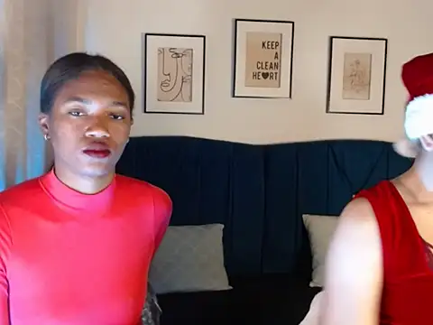 Snapshot of MISSANDRE4 chatting on 24, 12, 2024 MISSANDRE4 online show from 24, 12, 2024