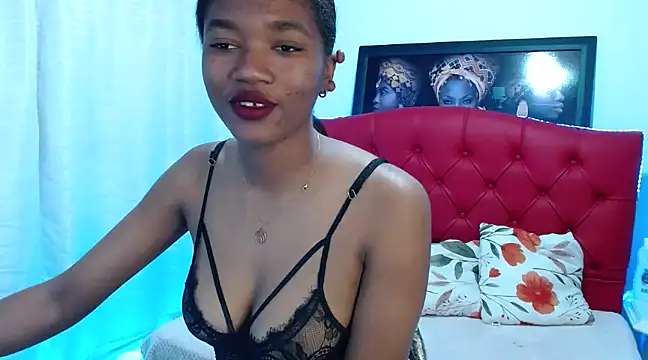 Snapshot of MISSANDRE4 chatting on 28, 12, 2024 MISSANDRE4 online show from 28, 12, 2024