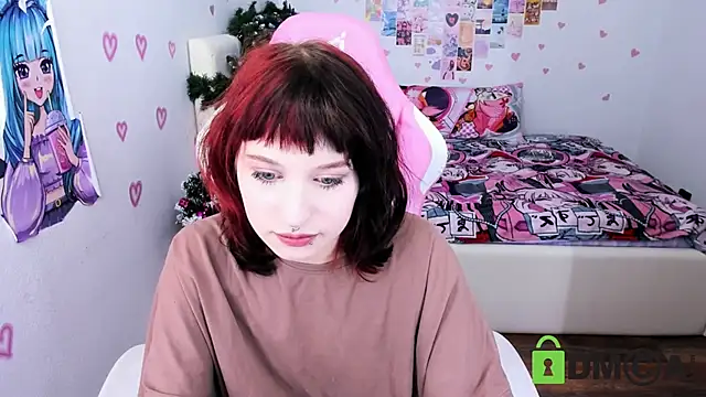 ElizaNik  online show from 5, 1, 2025