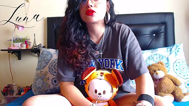 Snapshot of Lunavega1 chatting on 5, 2, 2026 Lunavega1 online show from 5, 2, 2026