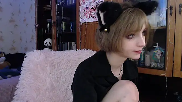 Snapshot of cloudgirrl chatting on 21, 2, 2025 cloudgirrl online show from 21, 2, 2025