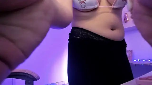 Snapshot of Francesca1_ chatting on 14, 12, 2024 Francesca1 online show from 14, 12, 2024