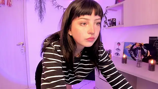 Snapshot of Francesca1_ chatting on 21, 3, 2025 Francesca1 online show from 21, 3, 2025