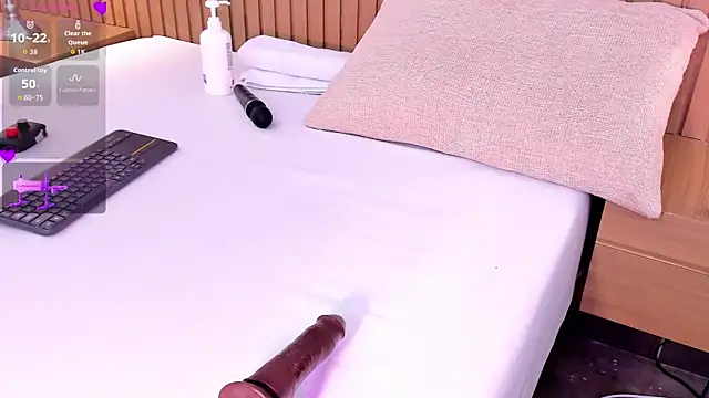 sexy mich 18 online show from 22, 12, 2025