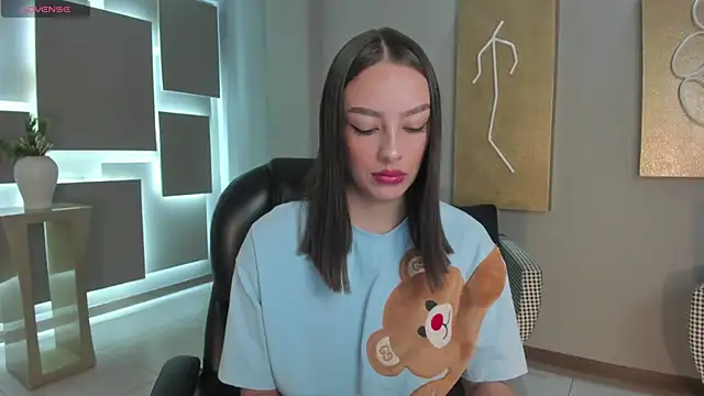 KaiaFerreira online show from 3, 12, 2025