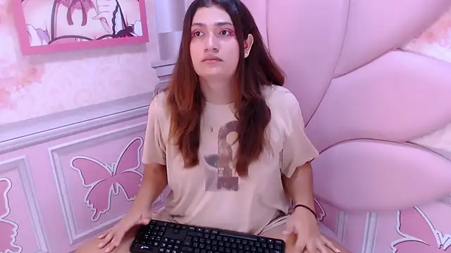 Snapshot of Valery_Maravilla_ chatting on 23, 12, 2024 Valery Maravilla online show from 23, 12, 2024