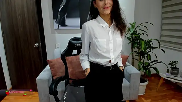 Emmy petit online show from 11, 2, 2025