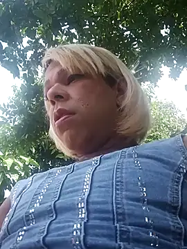 blondebitchlitle online show from 4, 11, 2025