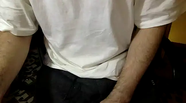 Snapshot of Leo-Cock chatting on 2, 12, 2024 Leo-Cock online show from 2, 12, 2024