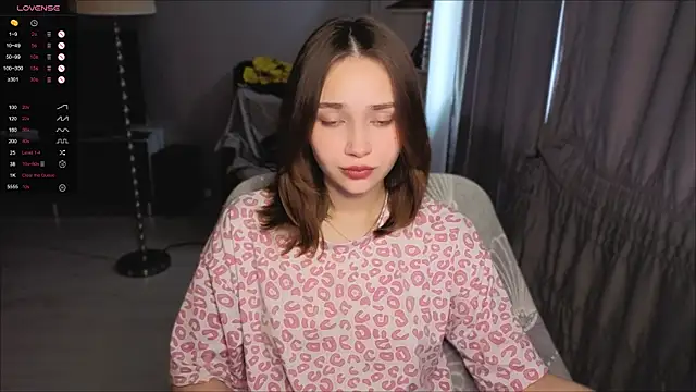 SweetLinaa online show from 1, 6, 2026