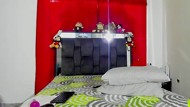 Snapshot of chloe_vasquez710 chatting on 11, 1, 2025 chloe vasquez710 online show from 11, 1, 2025